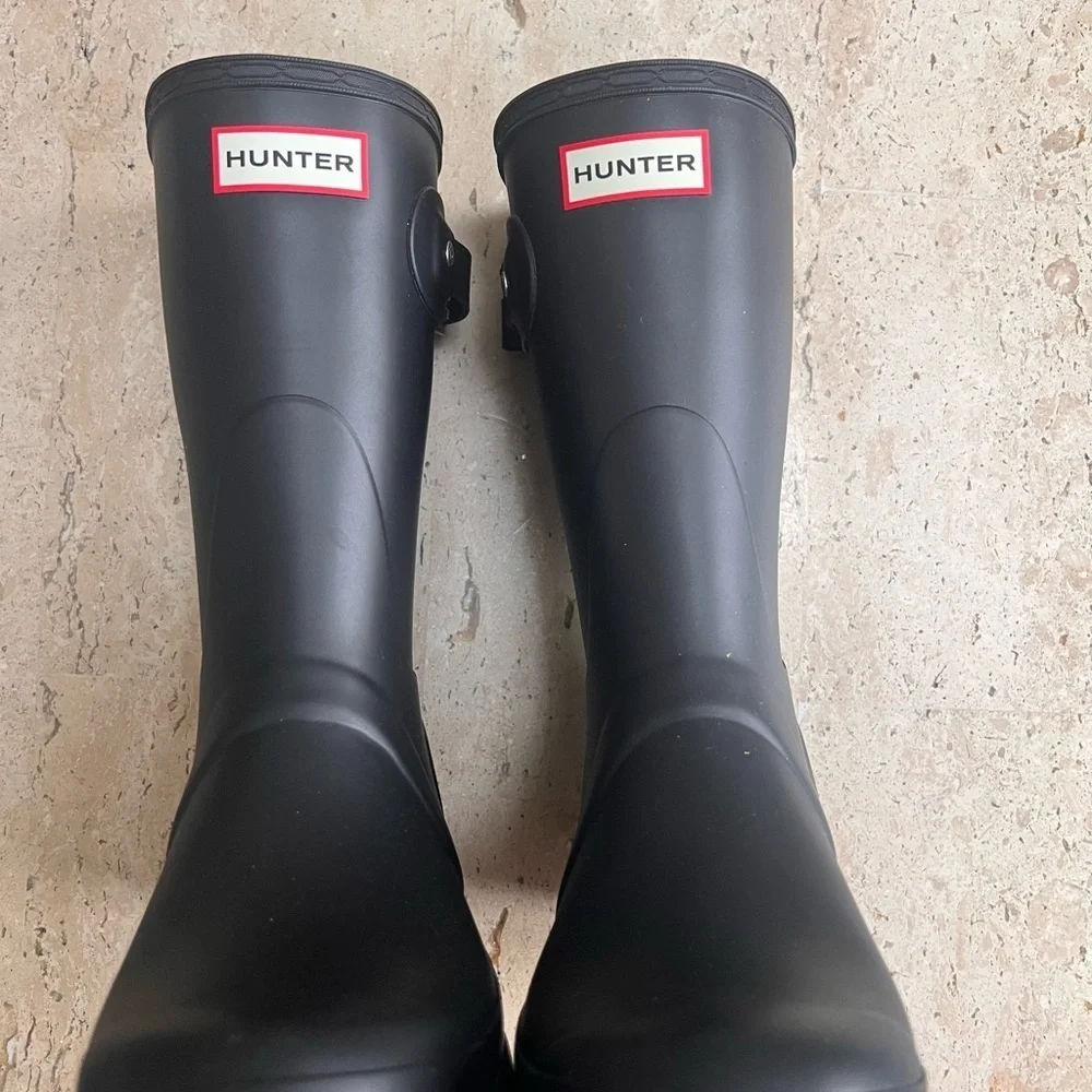 HUNTER Original Short Matte Rain Boot - Women's Size 8 Black